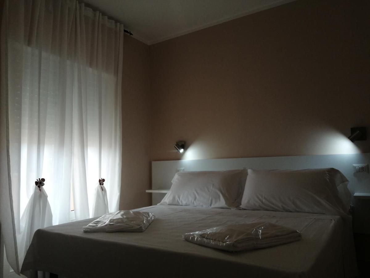 Villa Laura Residence Hotel Apartments & Studios Ascea Ngoại thất bức ảnh